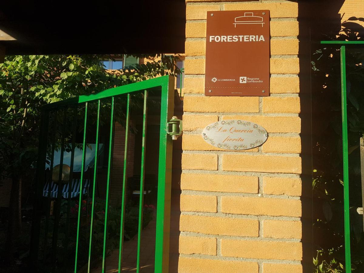 Hotel La Quercia Fiorita Trivolzio Zewnętrze zdjęcie