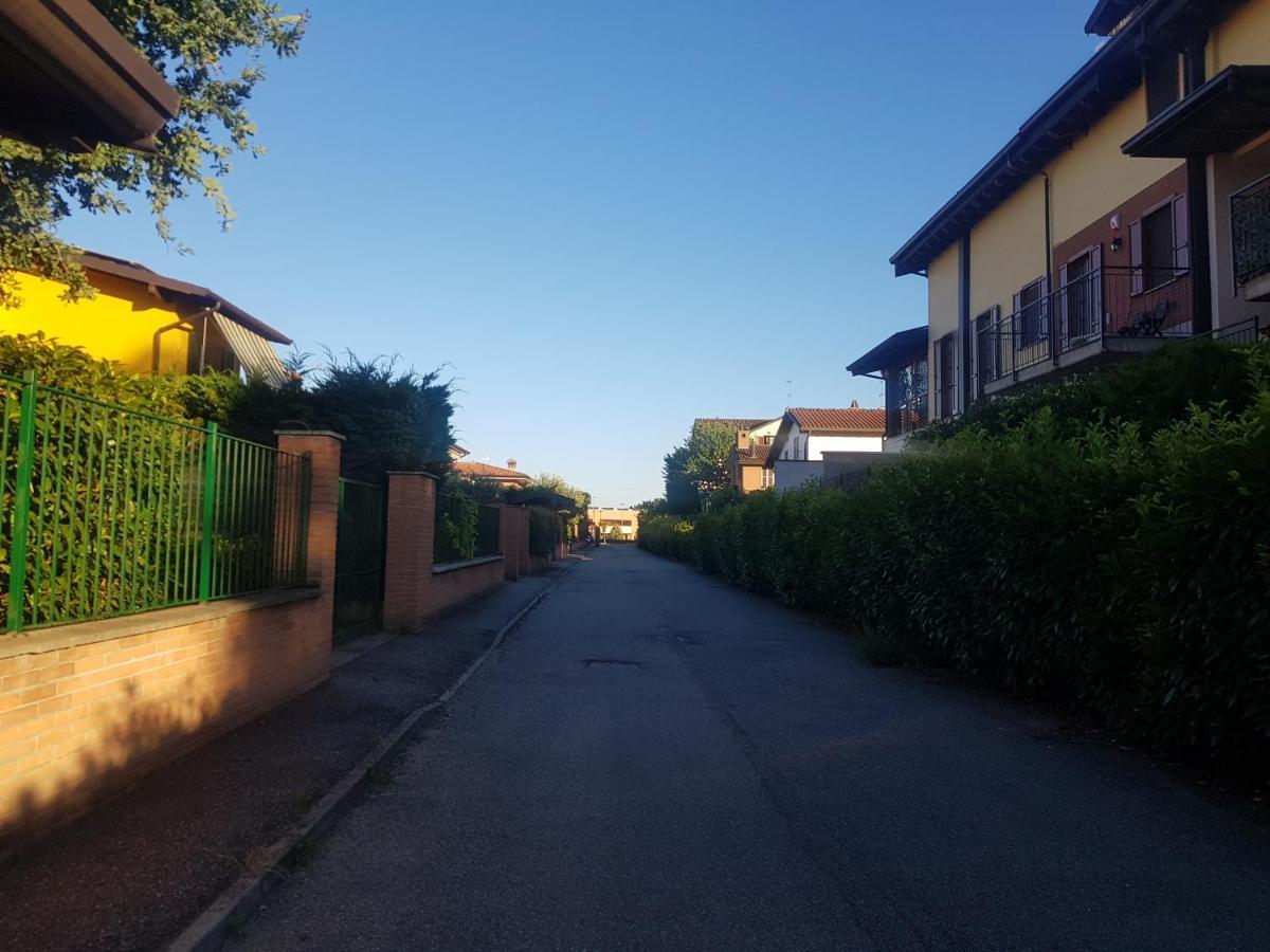 Hotel La Quercia Fiorita Trivolzio Zewnętrze zdjęcie