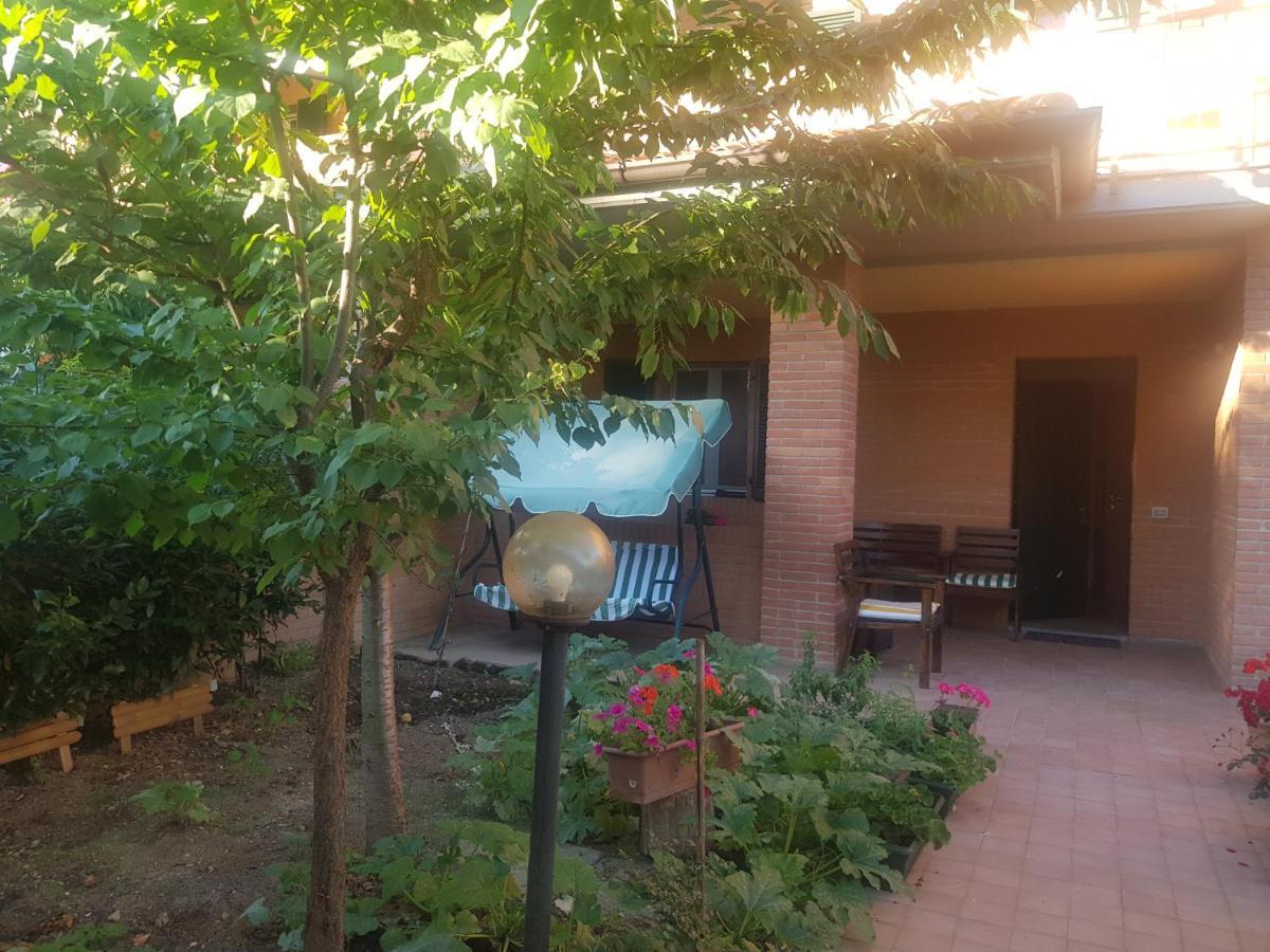 Hotel La Quercia Fiorita Trivolzio Zewnętrze zdjęcie