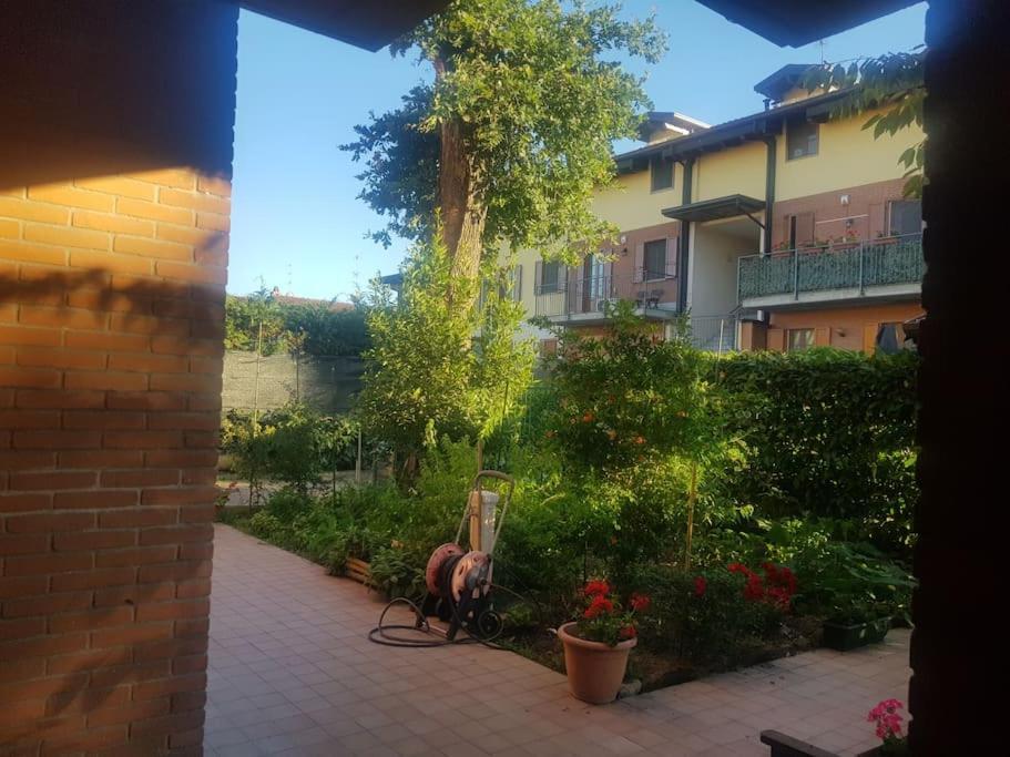 Hotel La Quercia Fiorita Trivolzio Zewnętrze zdjęcie